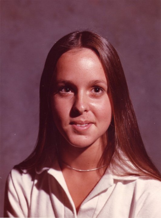 Janet 10th grade 1975-76.jpg